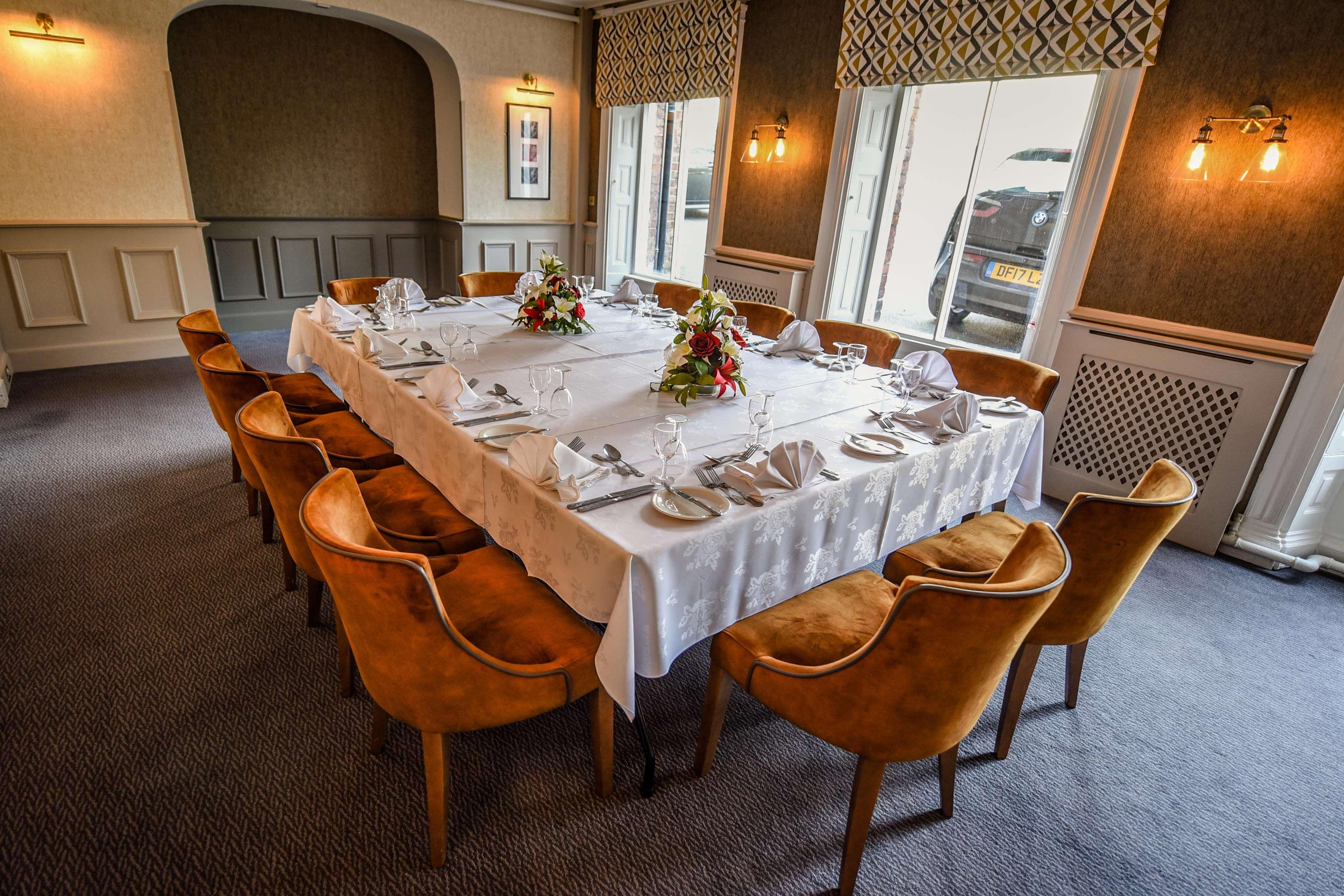 Western Valley Hotel 3*