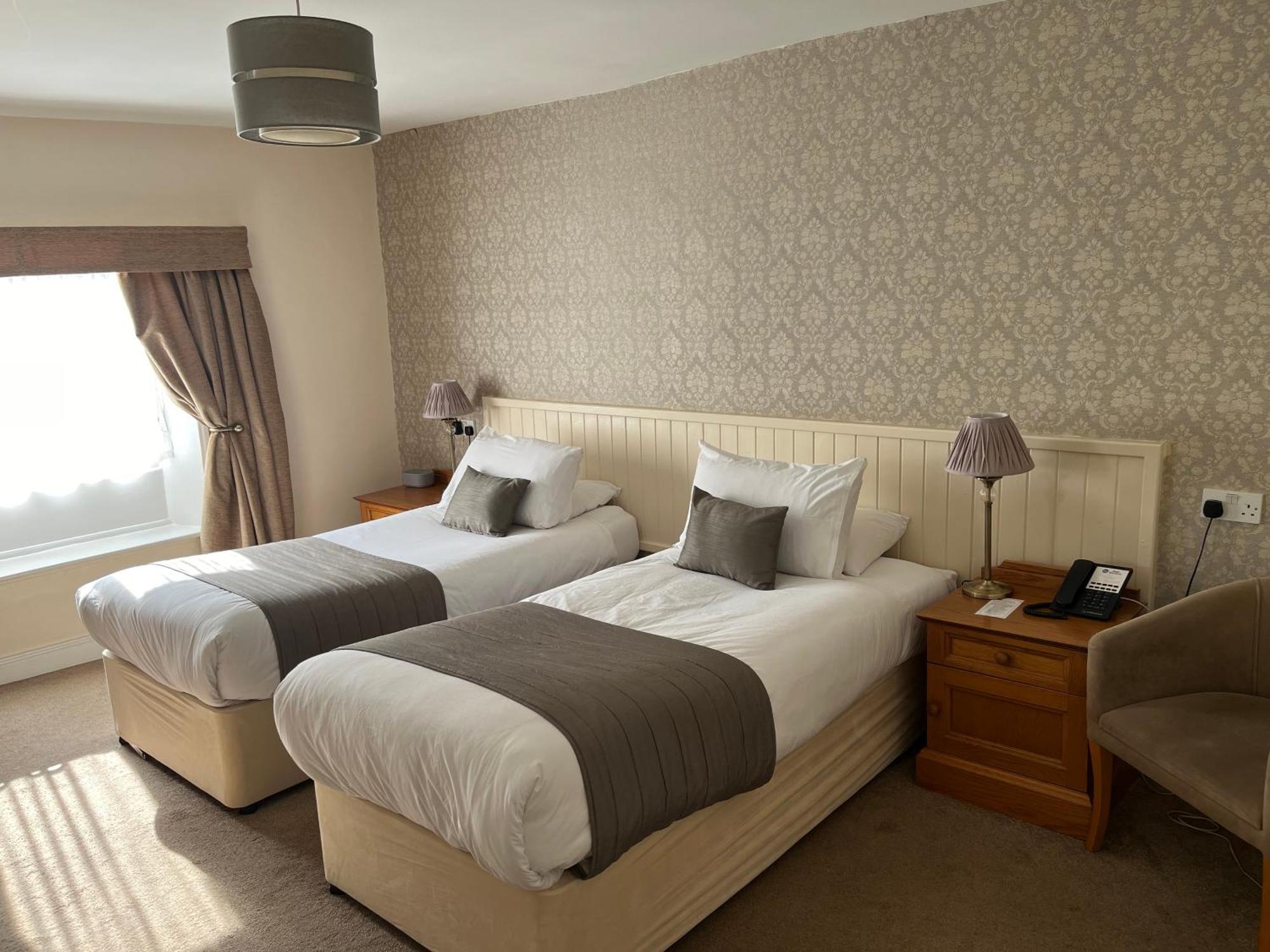 Western Valley Hotel
