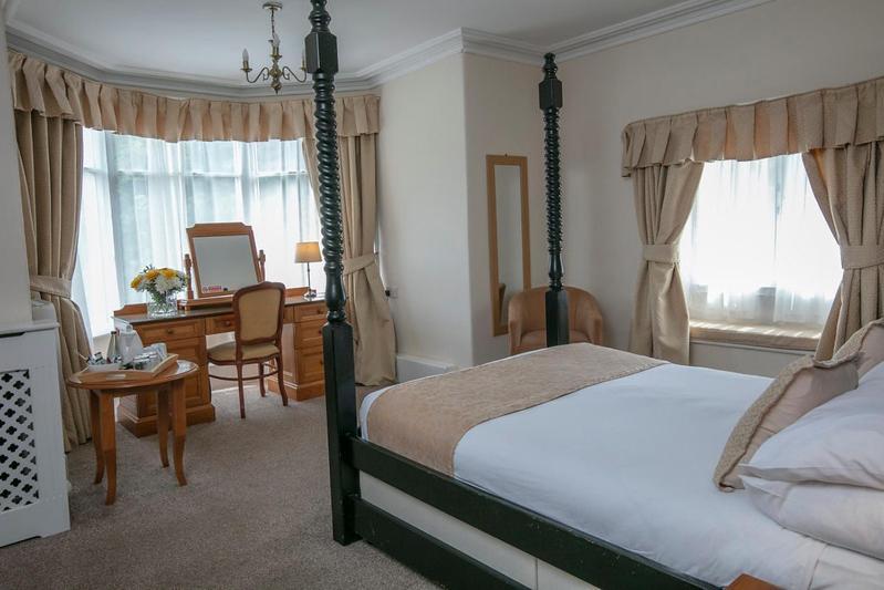 Western Valley Hotel